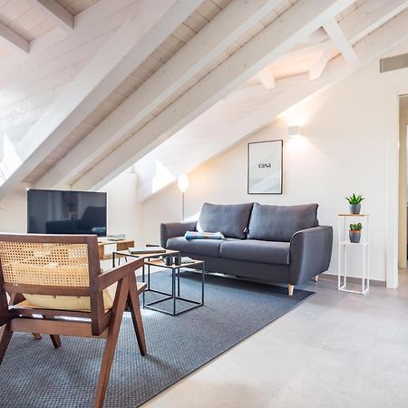 Apartament La Mansarda Di Sarpi Mediolan Zewnętrze zdjęcie