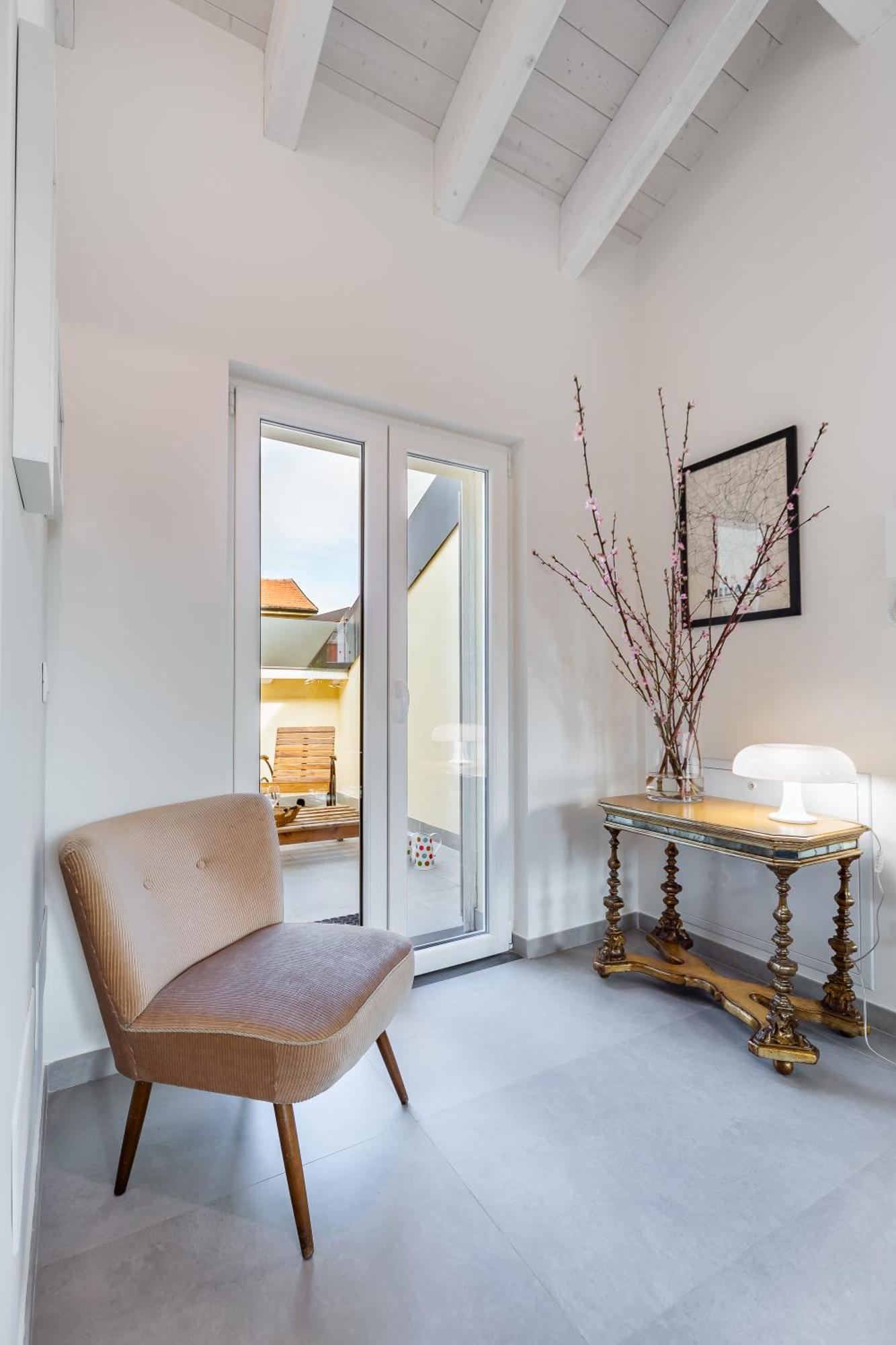 Apartament La Mansarda Di Sarpi Mediolan Zewnętrze zdjęcie