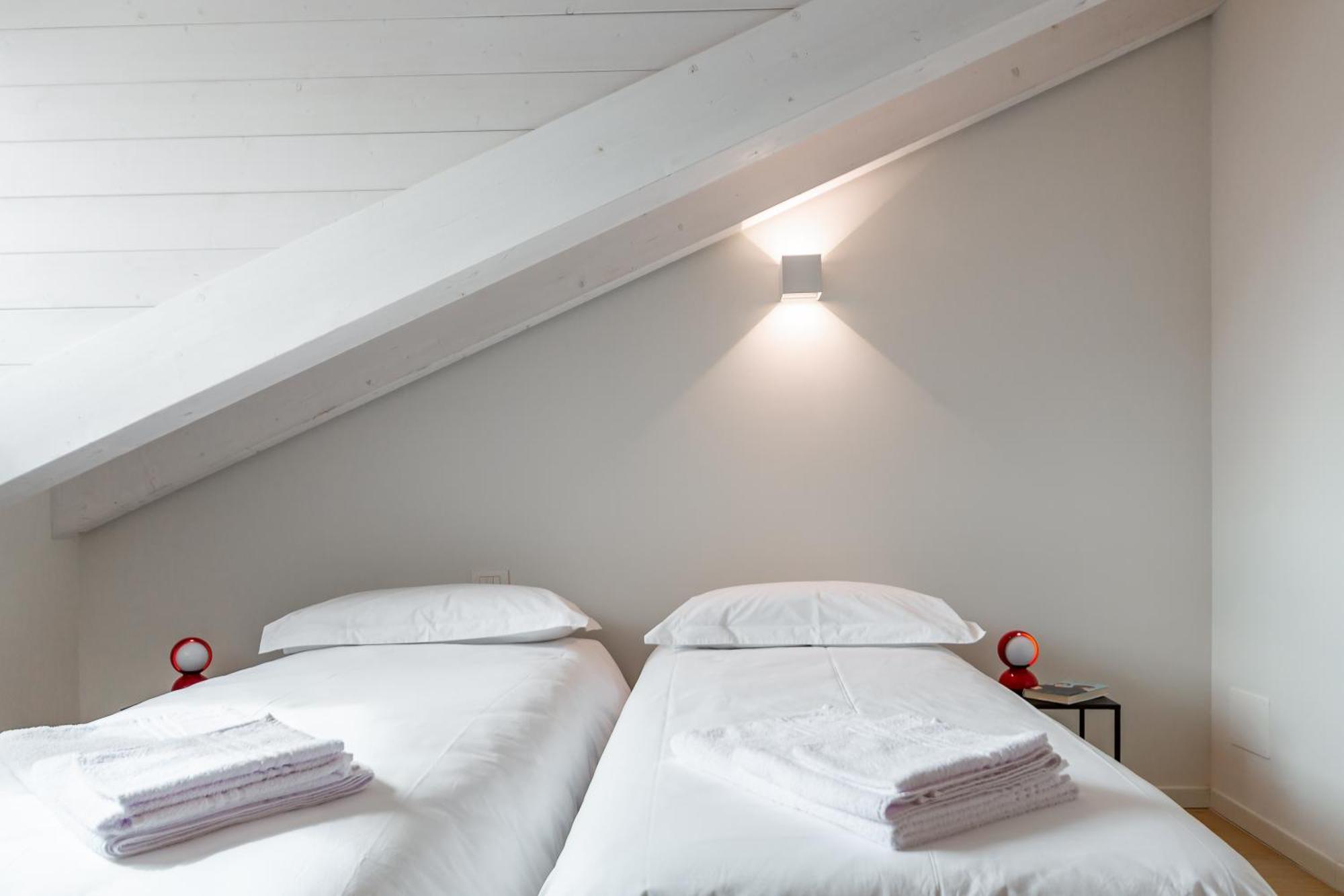 Apartament La Mansarda Di Sarpi Mediolan Zewnętrze zdjęcie