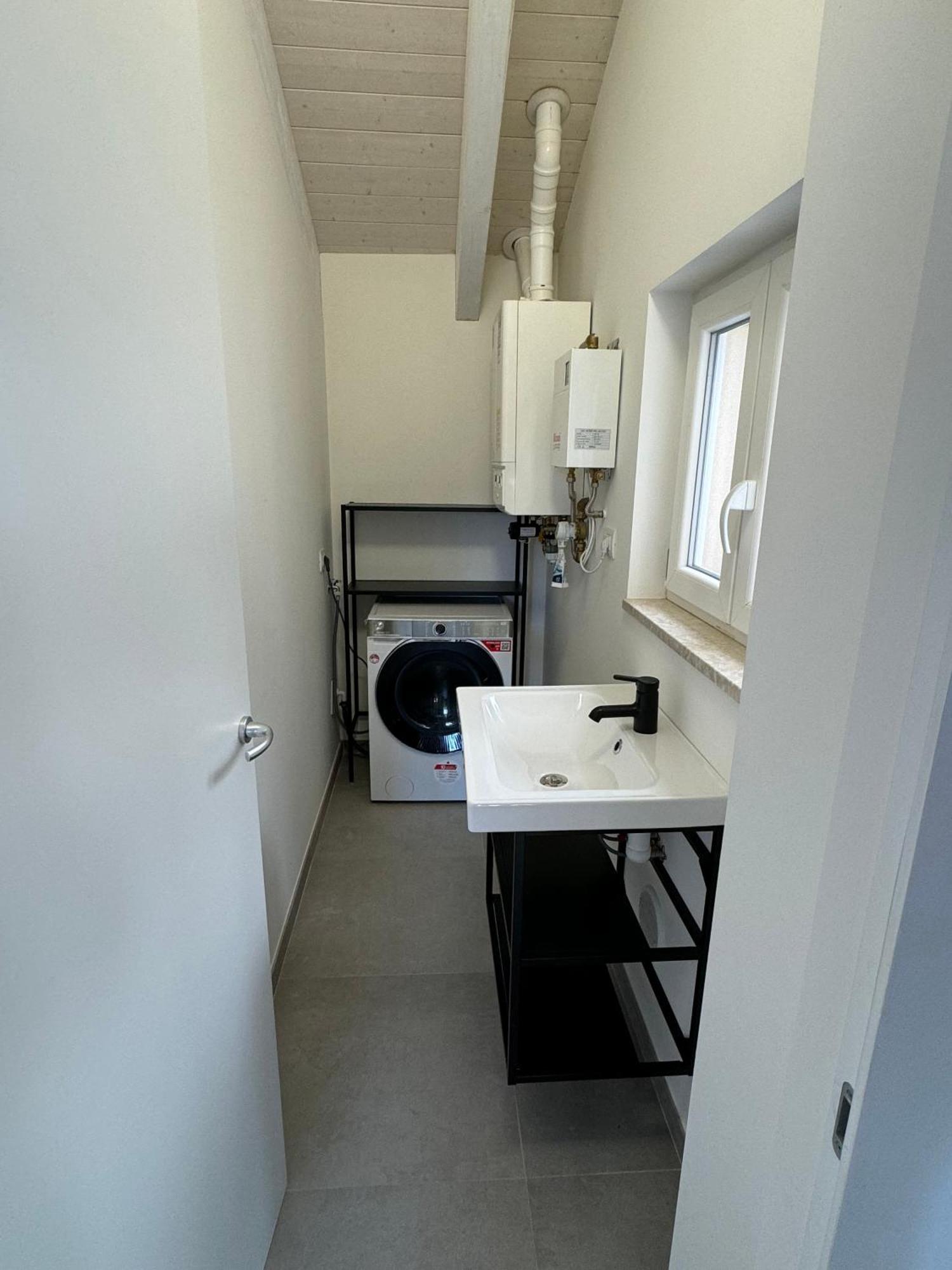 Apartament La Mansarda Di Sarpi Mediolan Zewnętrze zdjęcie